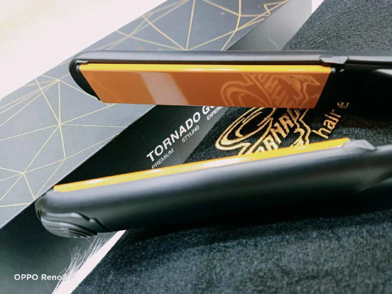 TORNADO GOLD Professional Hair Straightener Image 2